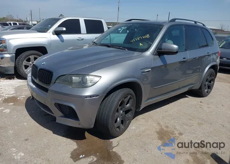2009 BMW X5 xDrive48I from USA, damaged, VIN 5UXFE83579L308911